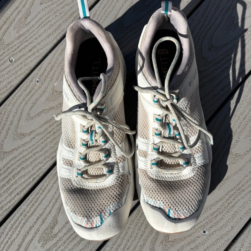 Columbia Women's Water Shoes Sneakers Size‎ 11 Beige Floral Aqua Outdoor